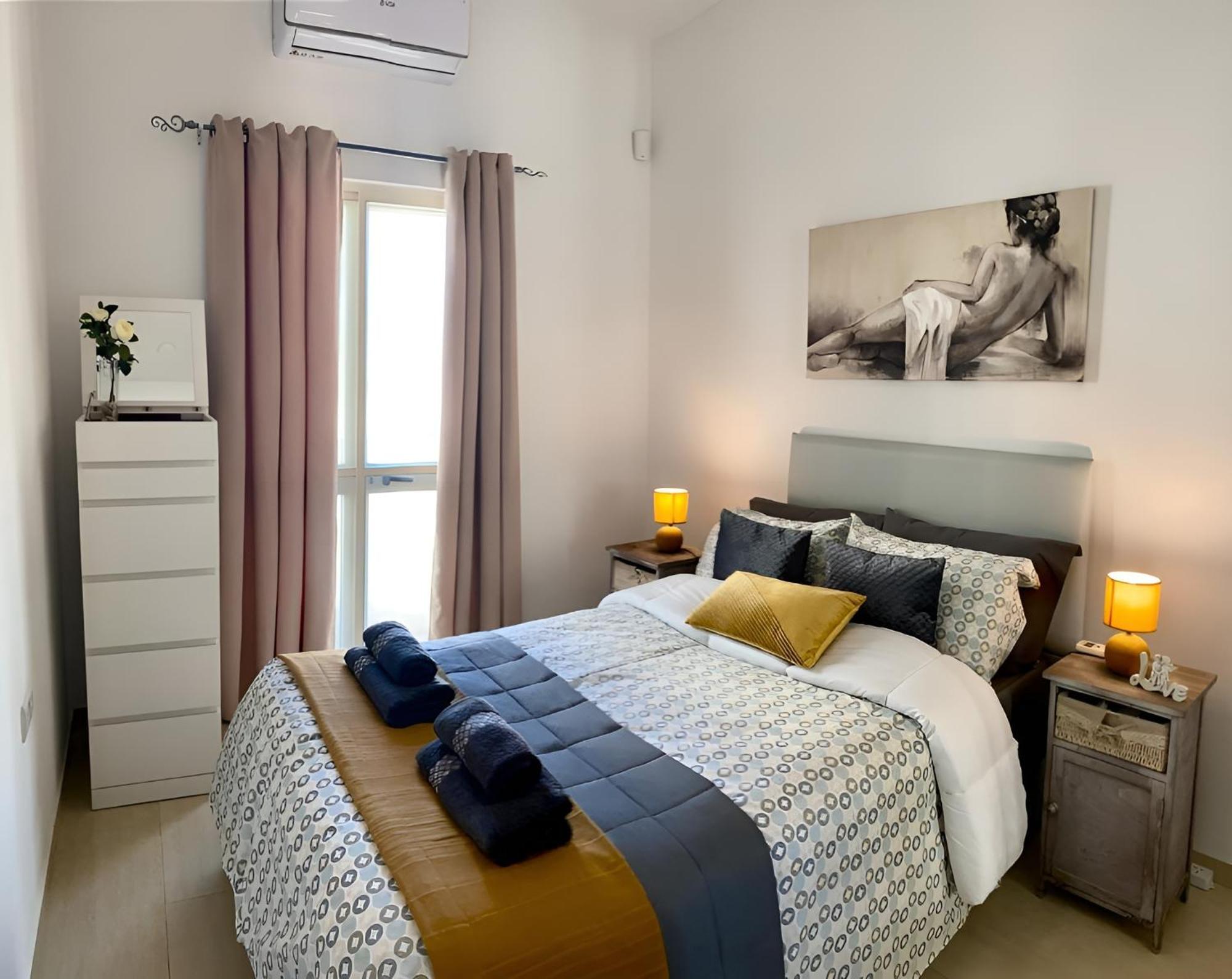 Sliema Cosy Penthouse With Bbq Apartment Exterior foto