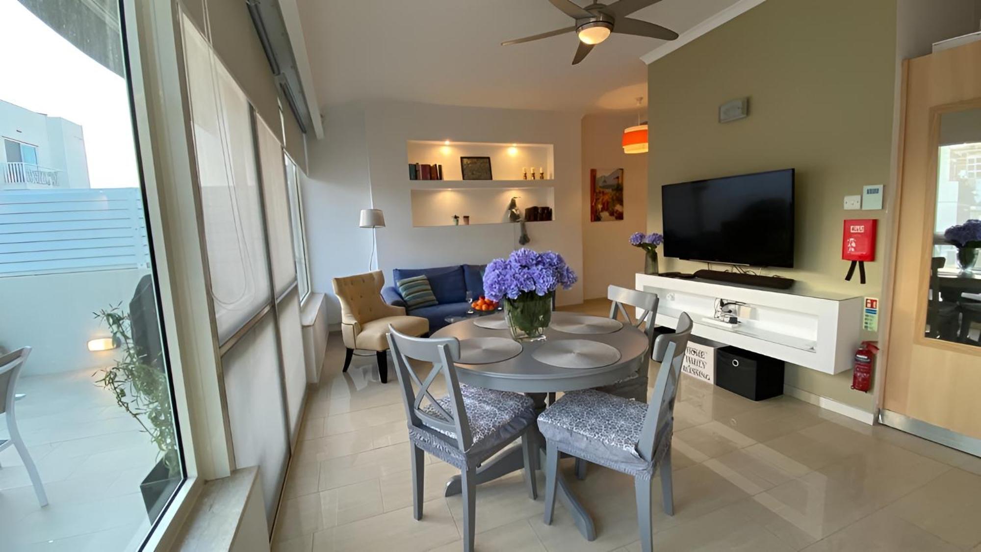 Sliema Cosy Penthouse With Bbq Apartment Exterior foto